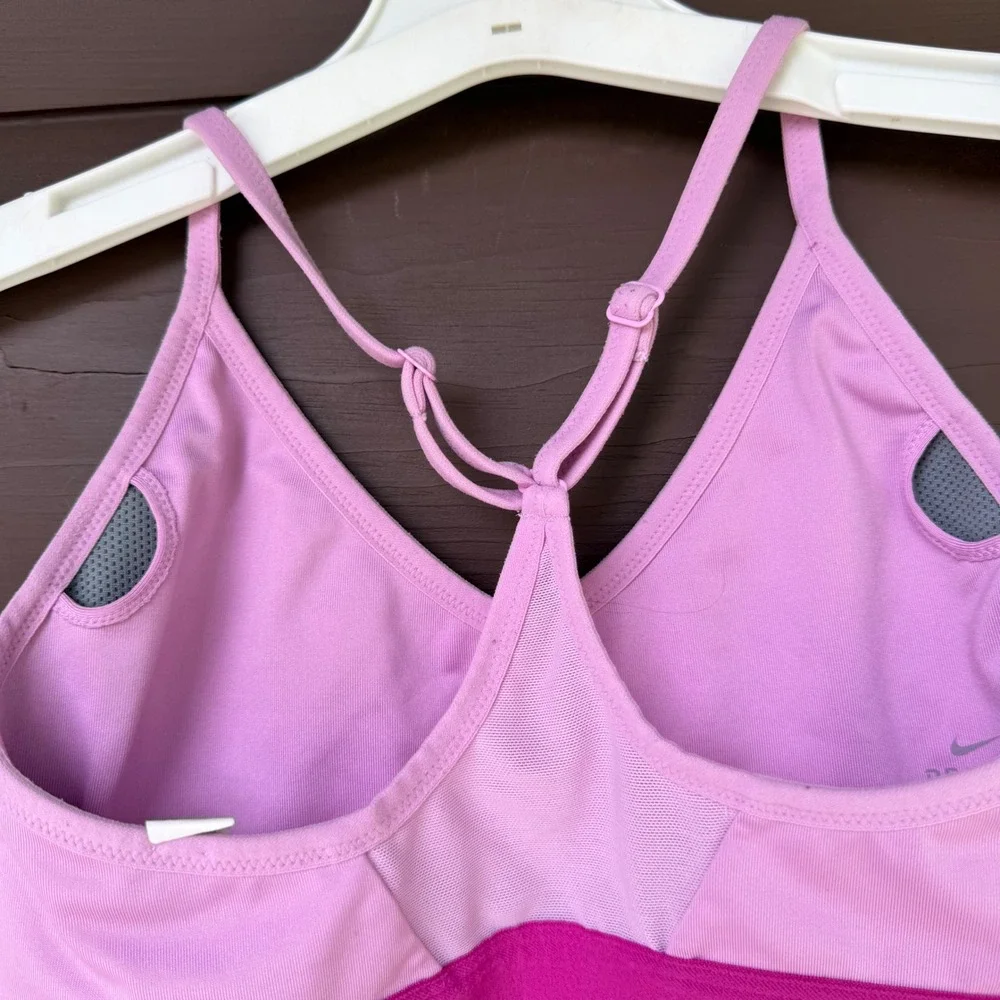 Nike Indy Sports Bra Womens Small Pink Dri-FIT Adjustable Straps DD1675-680